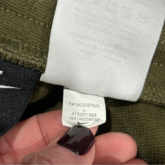 NIKE NSW FRANCHISE GX MEN'S SHORTS Style AT5267-395 Green large - Picture 3 of 10